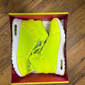 Zumba Fitness Neon Yellow Athletic Shoes